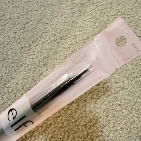 🖤 e.l.f. Ultra-Fine Eyeliner – Black (Brand New & Sealed) 🖤 - Picture 3 of 4